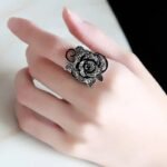 Bague Steampunk Victorienne Rose Noire Mourning