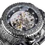 belle montre style steampunk avec engrenages apparents argent et noir 266 1