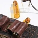 brassard steampunk fiole pour fetes a theme marron roas300 115 1