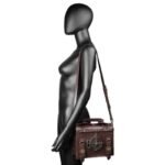 sac a main edition limitee marron steampunk avec rivets dores roas300 569 1
